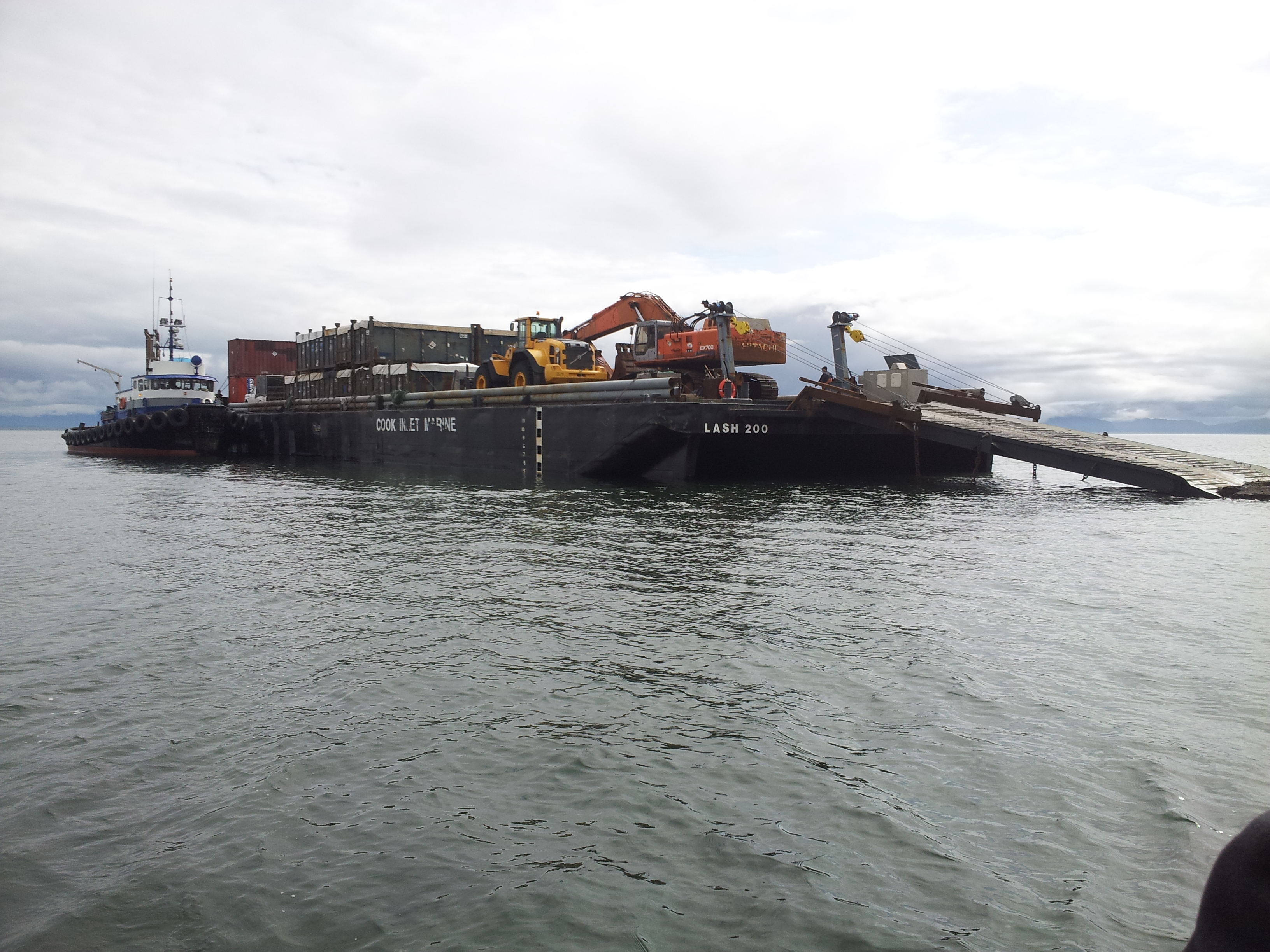 Barge beach loading.jpg